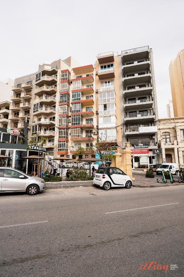 Scenic Seafront Duplex Apartment In Sliema Exterior foto